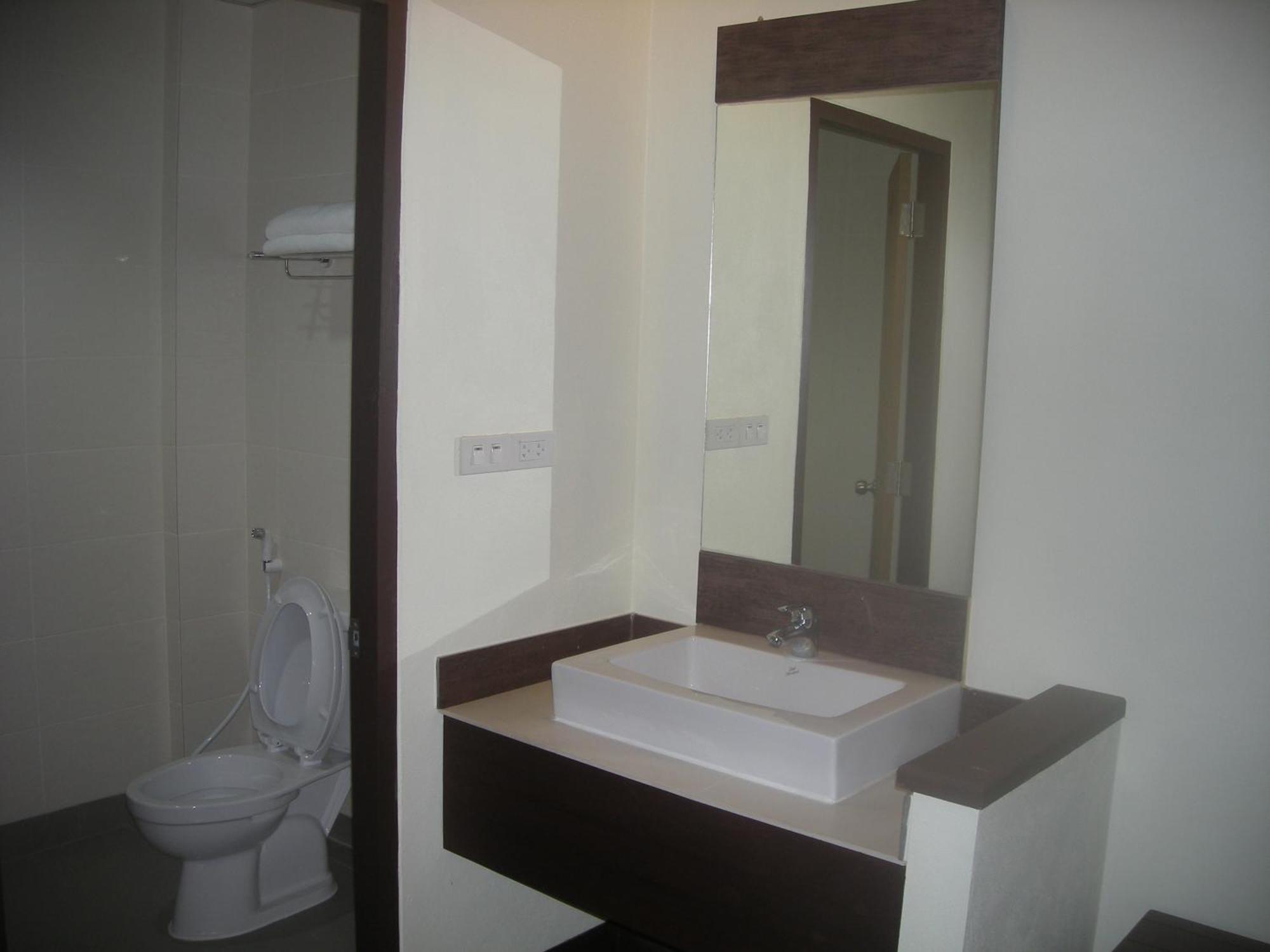 Mawin Hotel Чиангмай Экстерьер фото