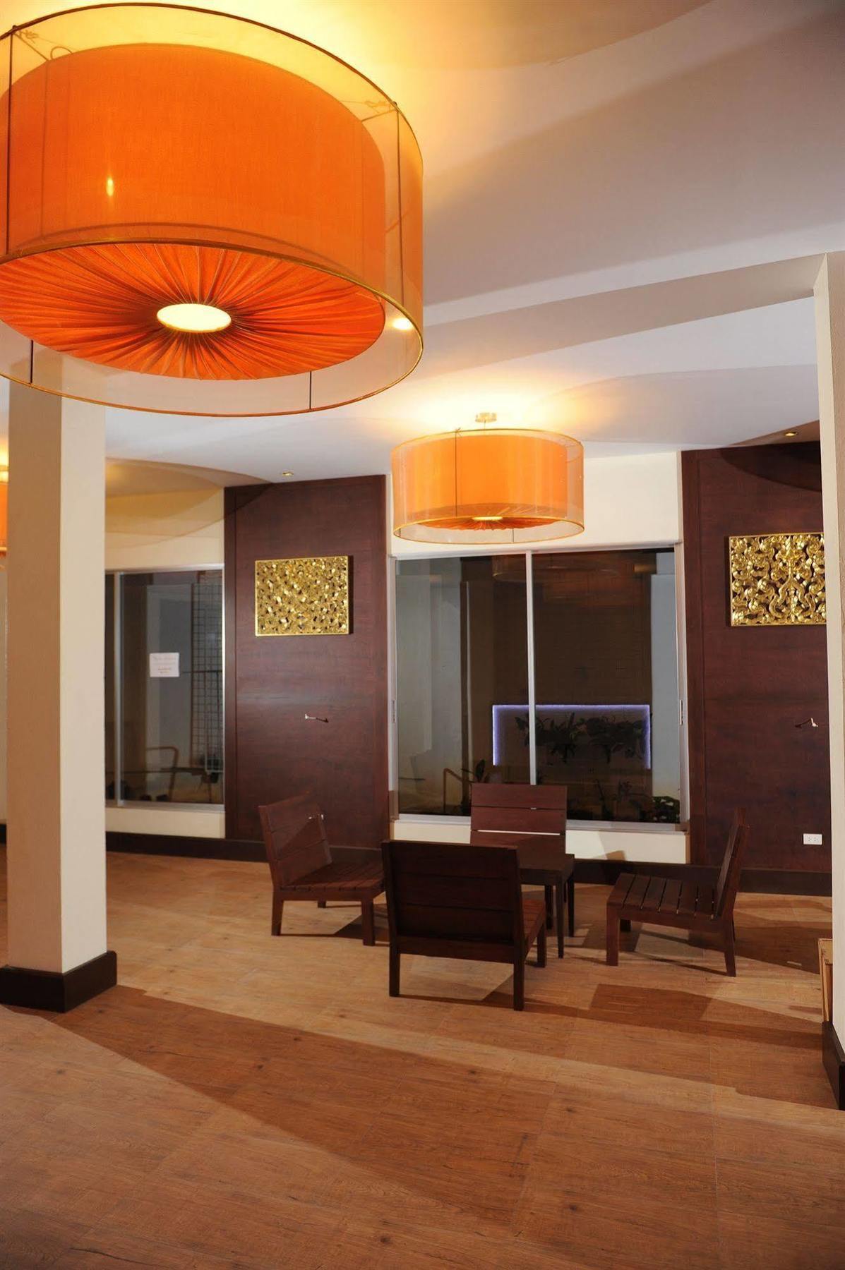 Mawin Hotel Чиангмай Экстерьер фото